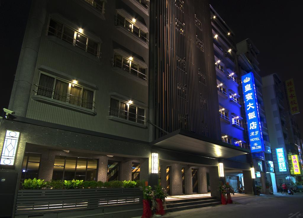 Royal Guest Hotel Tainan Exterior photo